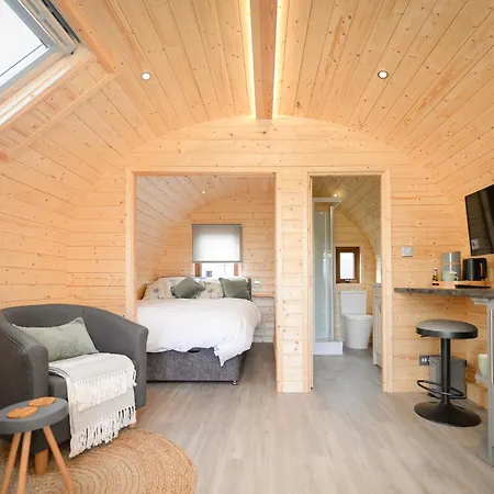 Luxury Glamping Pod - Garthside Campsite *